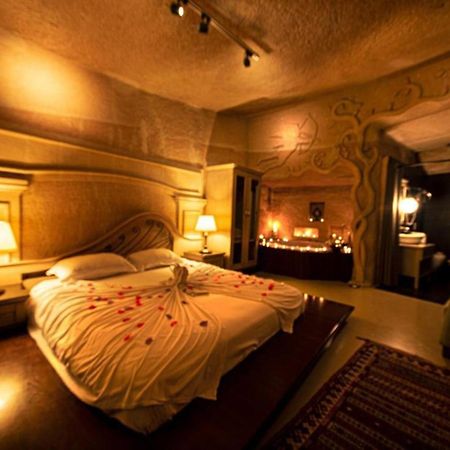 Sunak Cave Hotel อูร์กุบ ภายนอก รูปภาพ