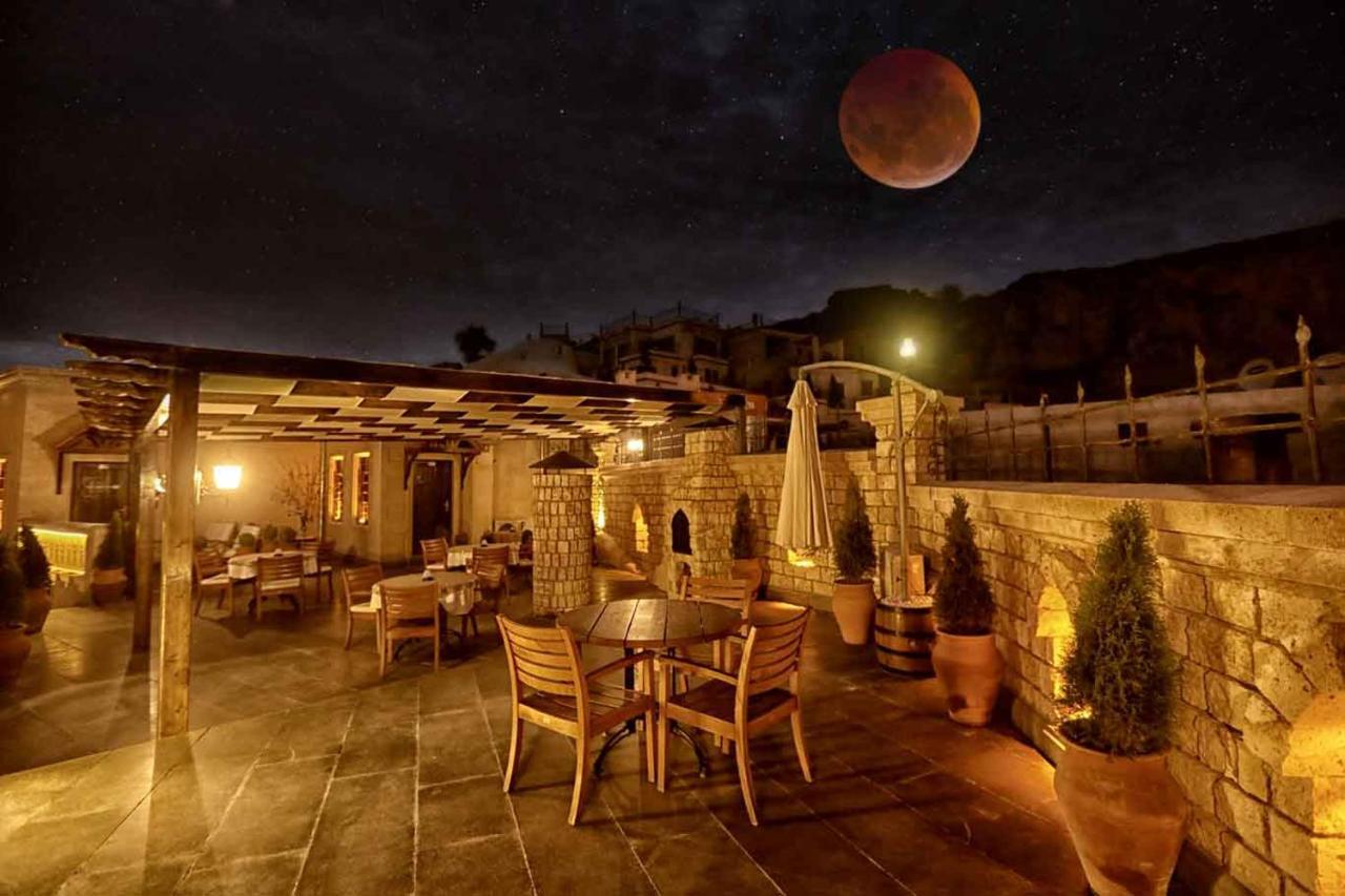 Sunak Cave Hotel อูร์กุบ ภายนอก รูปภาพ