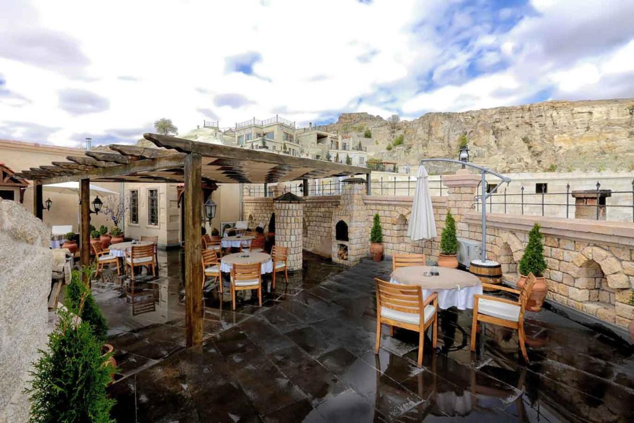 Sunak Cave Hotel อูร์กุบ ภายนอก รูปภาพ