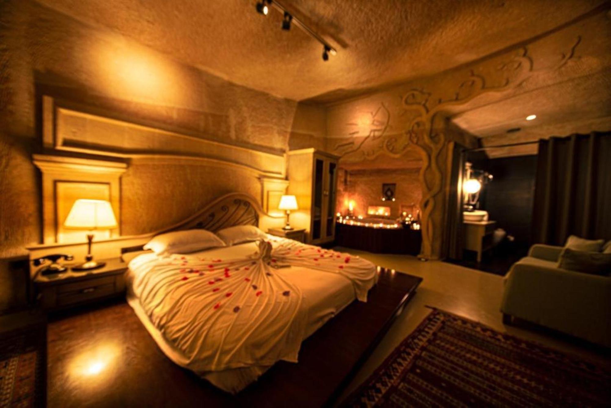 Sunak Cave Hotel อูร์กุบ ภายนอก รูปภาพ